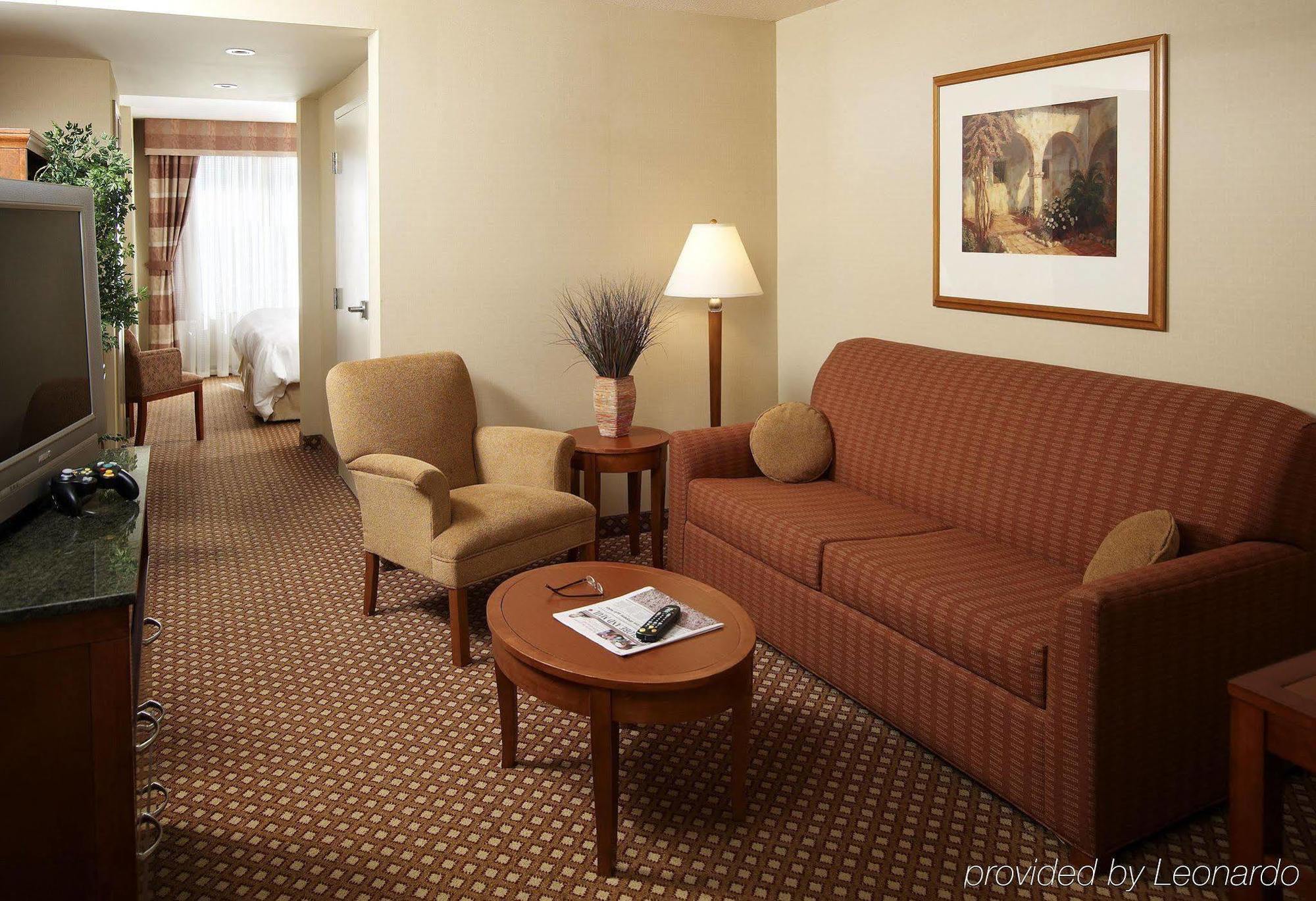 Hilton Garden Toronto/ajax Hotel