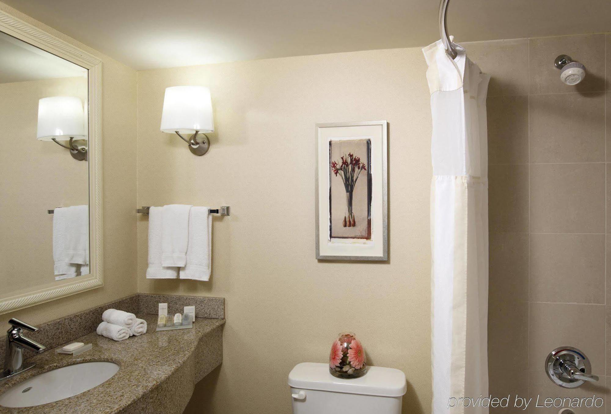 Hilton Garden Toronto/ajax Hotel